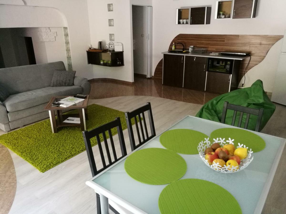 Apartamento Apartament na Różance Breslavia Exterior foto